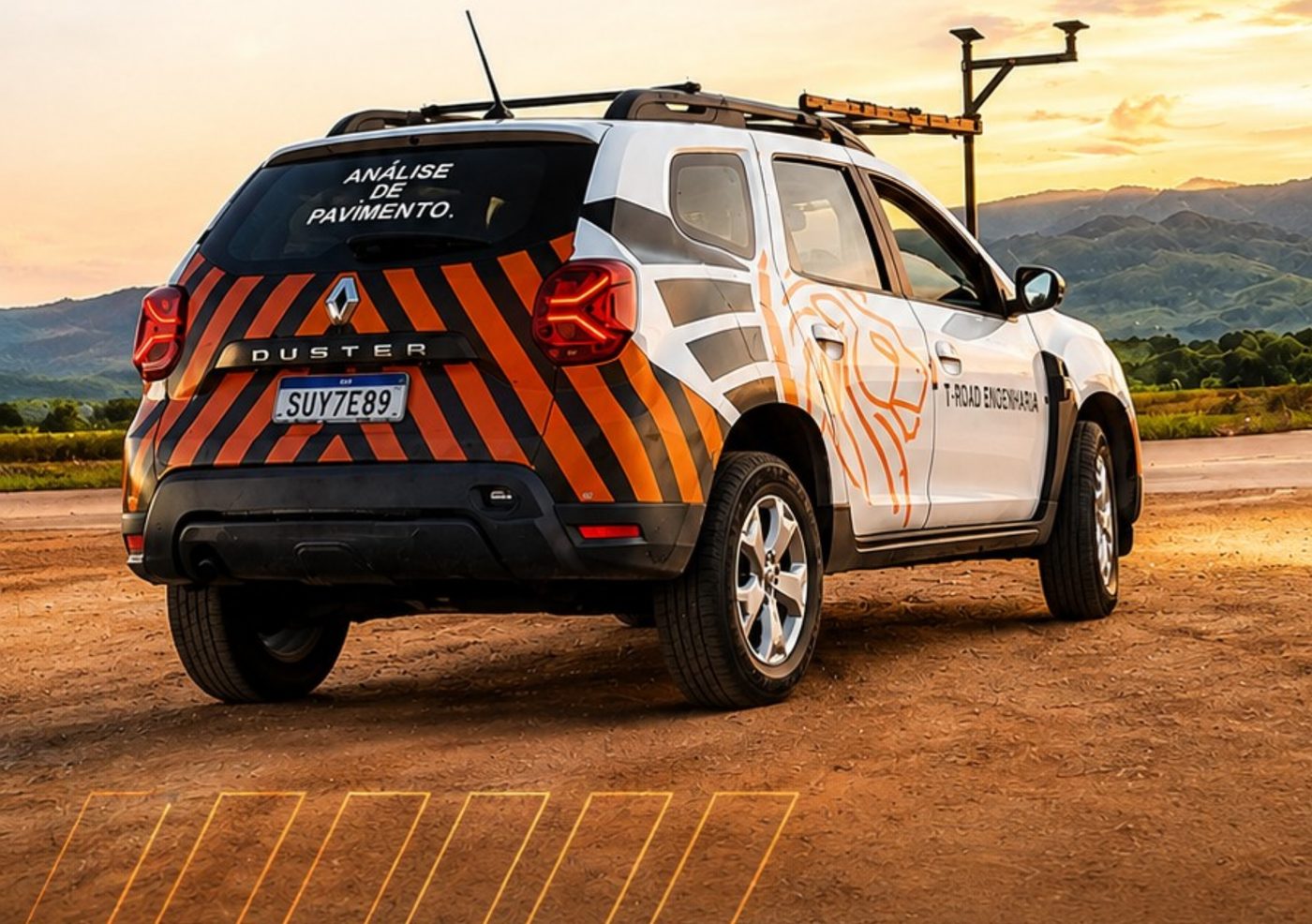 Duster da T-Road com faixas zebradas e mastro de levantamento, ao pôr do sol